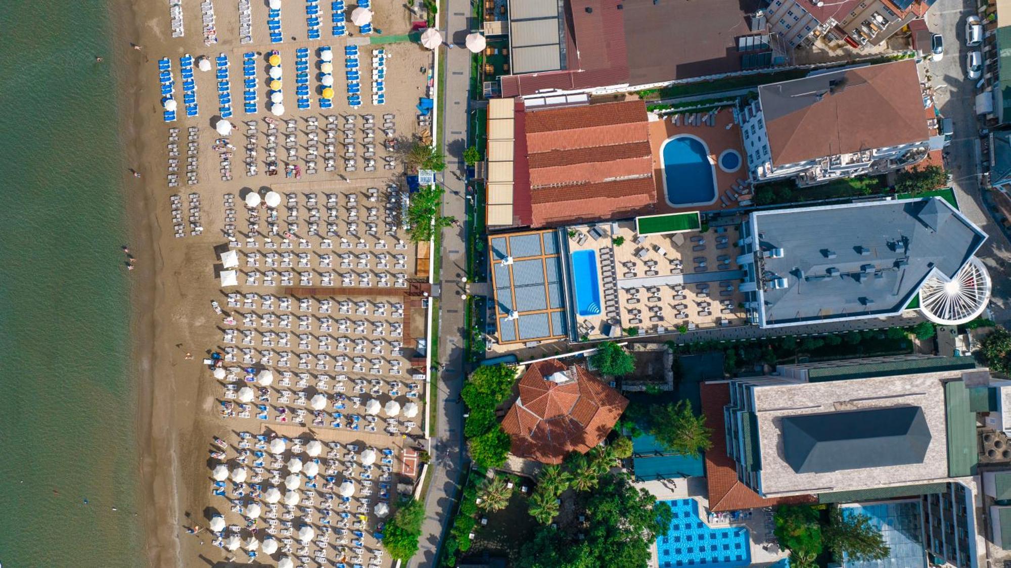 Simus Beach Hotel Side Exterior photo